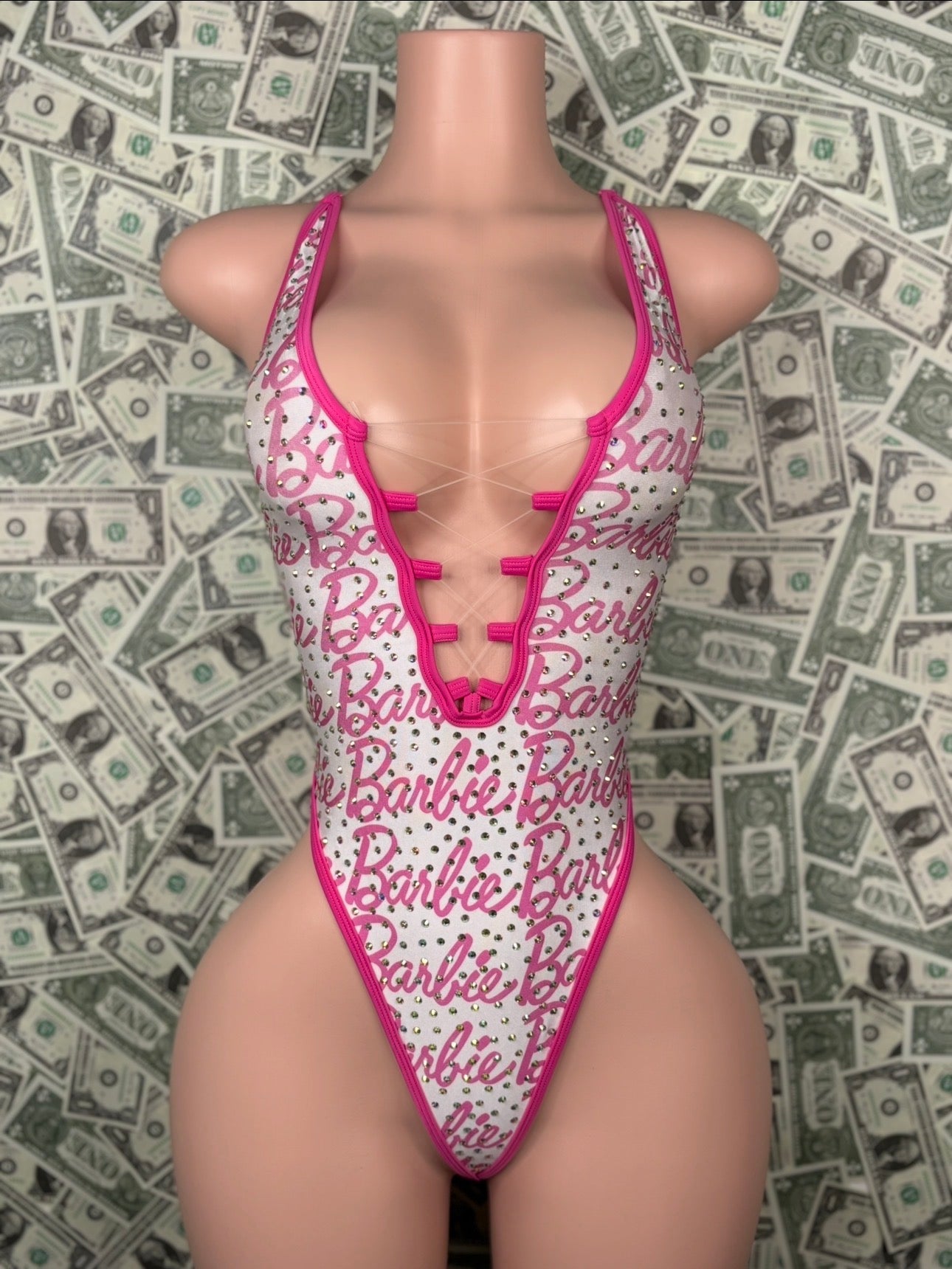 Barbie V Cut