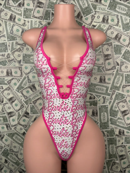 Barbie V Cut