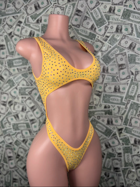 One Piece - Yellow