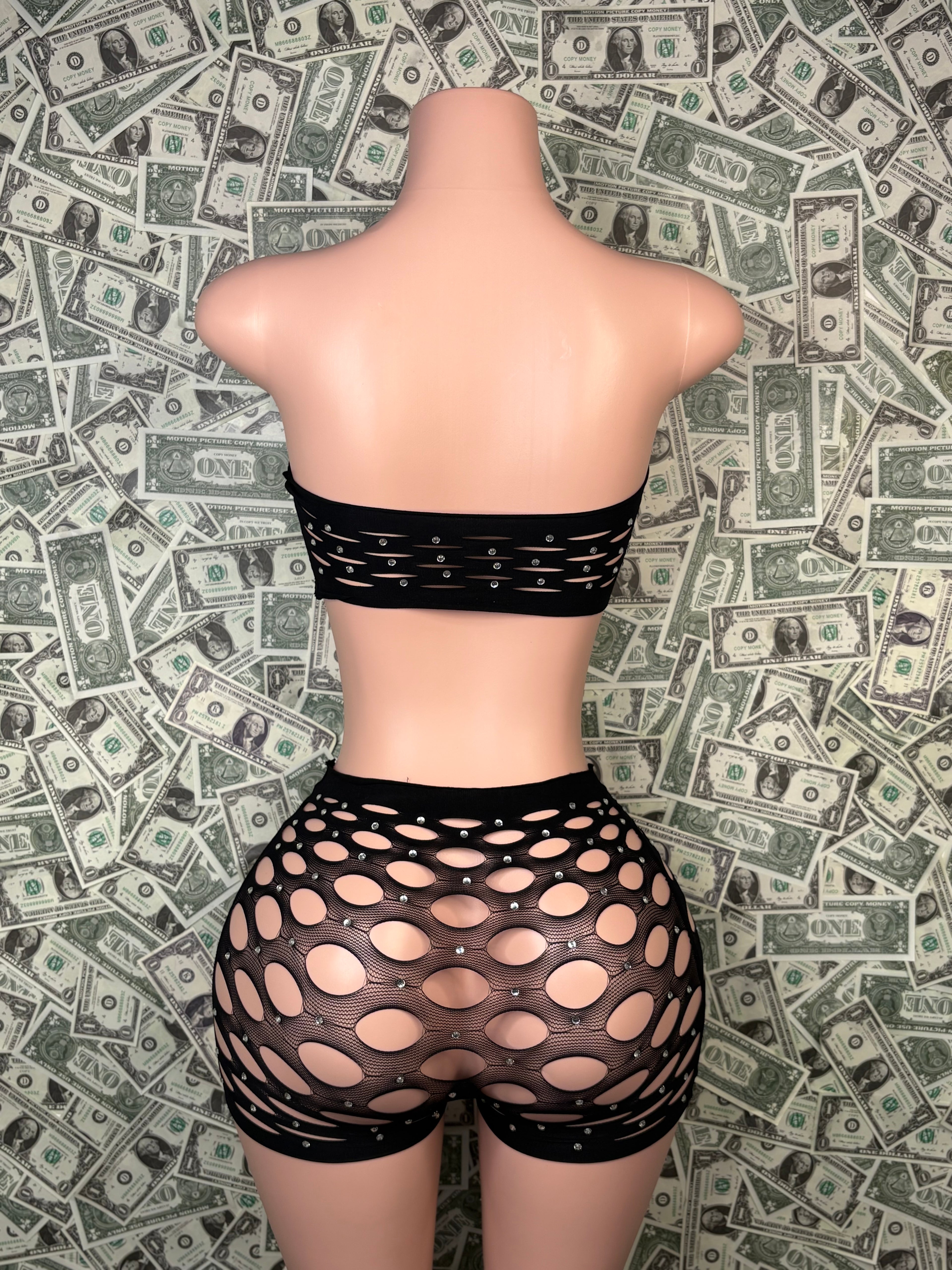 Bare Minimum - Black